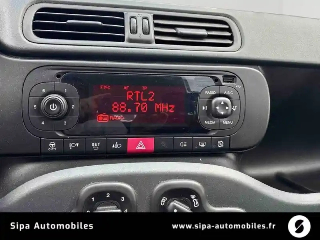 Fiat Panda 1.2 69 ch s/s — photo 16