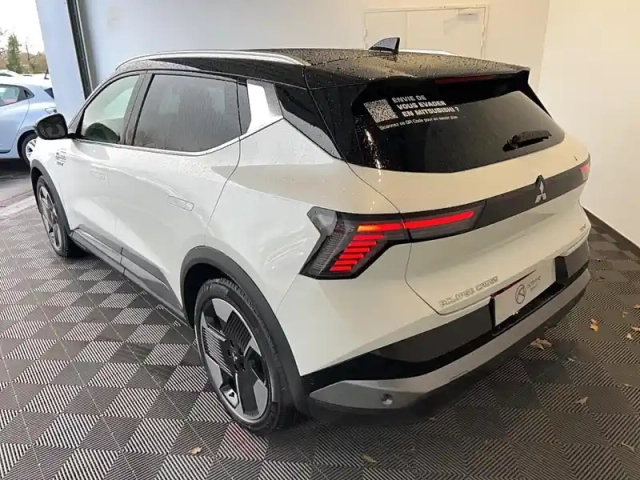 Mitsubishi Eclipse cross 87 kwh 218 — photo 3
