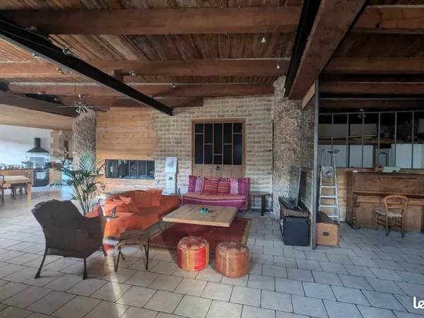 Appartement 3 pièces 175 m²