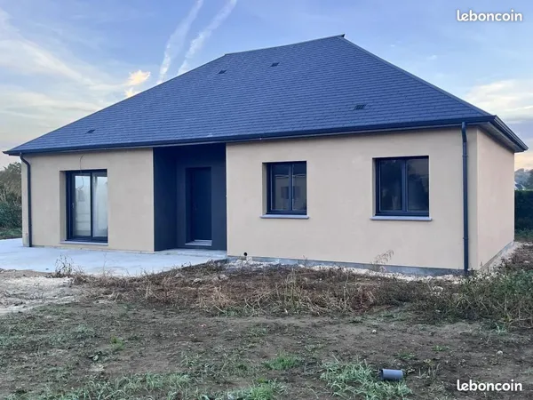 Maison 100 m² Savigne L Eveque