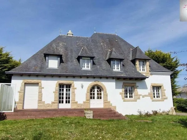 Maison 8 pièces 195 m²