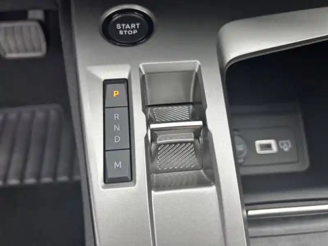 Peugeot 308 sw hybrid 145 e-dcs6 — photo 72