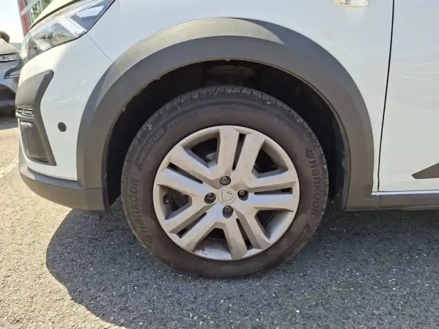 Dacia Sandero tce 90 cvt - 22 — photo 8