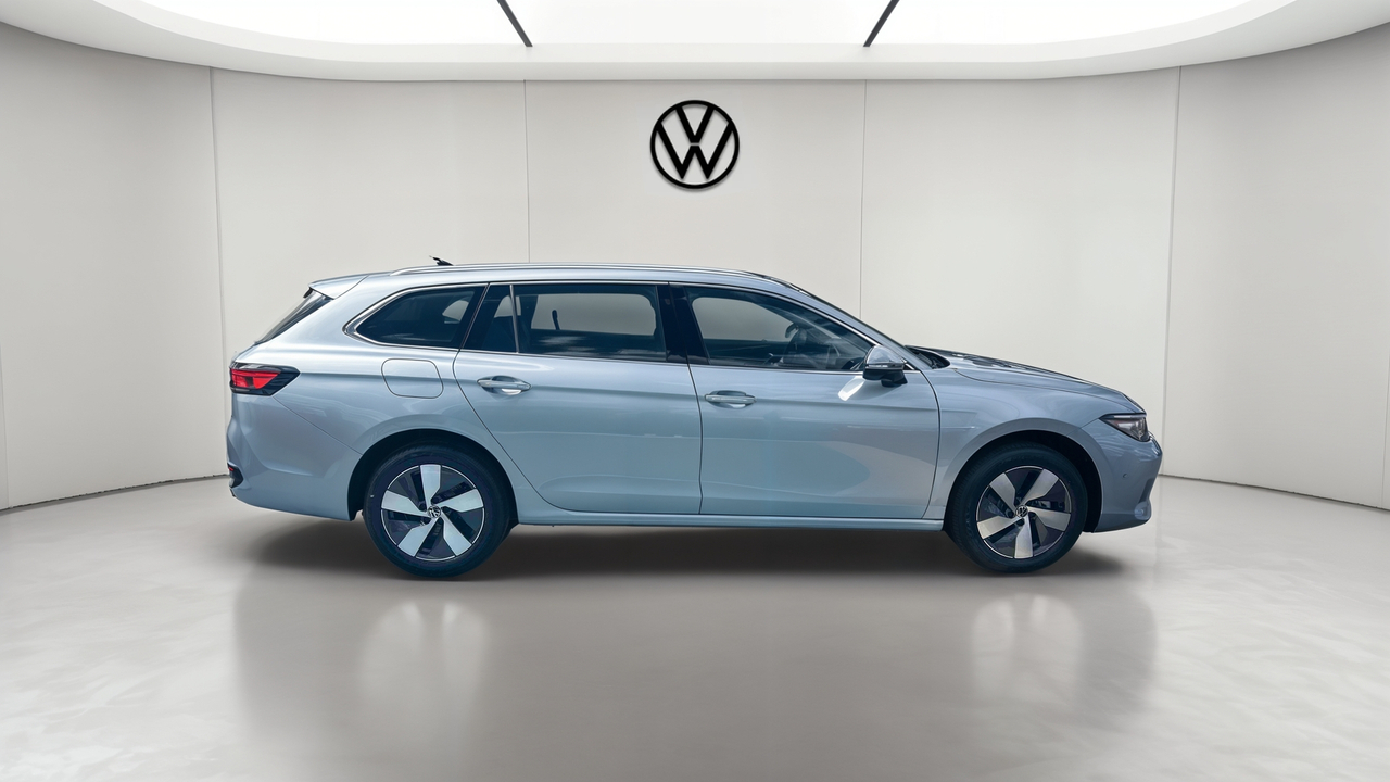 Volkswagen Passat 2.0 TDI EVO SCR 150 DSG7 — photo 6