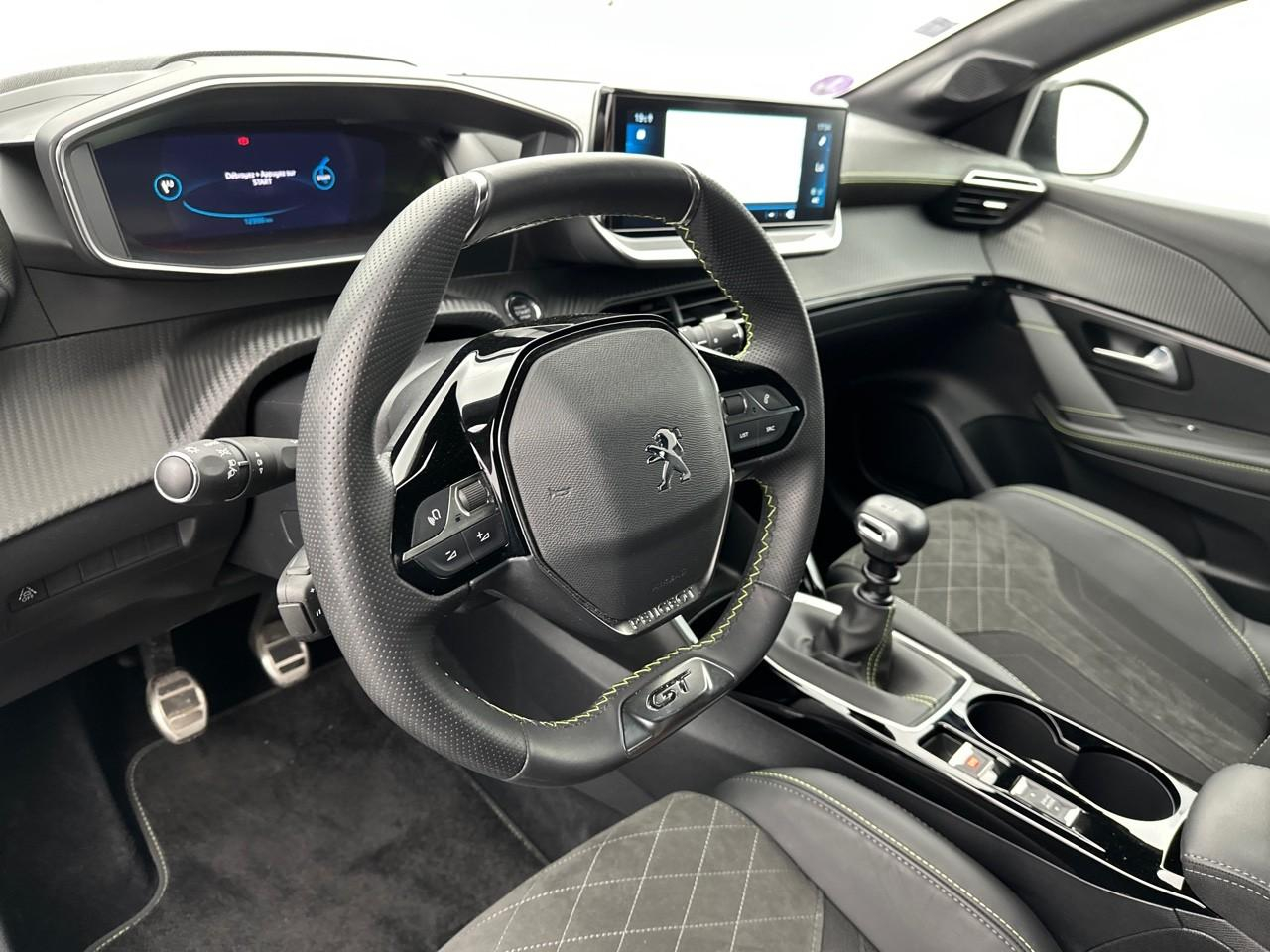 Peugeot 208 puretech 100 s&s bvm6 gt pack — photo 8