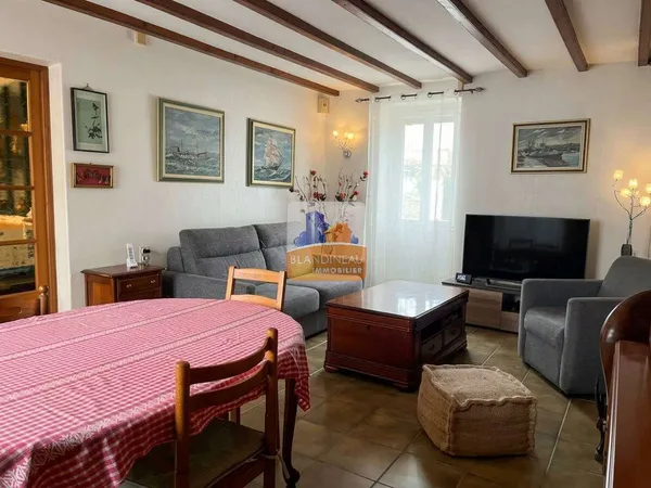 Maison 7 pièces 121 m²