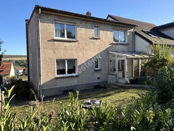 Maison Hombourg -Haut - 4 chambres - 7 pièces -160 m2- Terrain 11.54 ares - sous sol complet