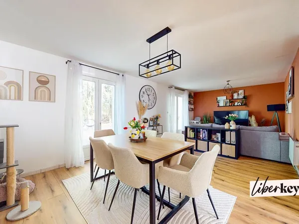 Vends pavillon - 94 m² - 4 pièces, 3 chambres - Chaulnes 80320