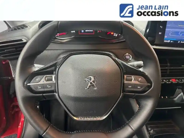 Peugeot 208 puretech 100 s&amp;s bvm6 — photo 12