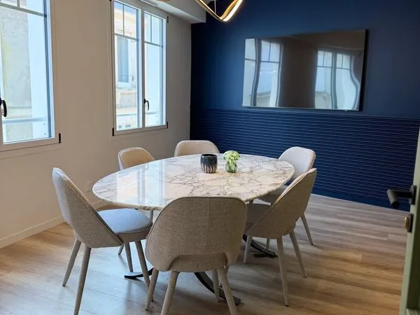 Bureaux privatifs en coworking refaits à neuf à louer - Hyper-centre piéton des Sables-d'Olonne