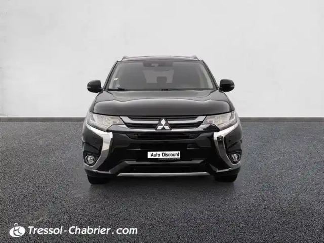 Mitsubishi Outlander 2.0i 200 phev hybride rechargeable essence instyle — photo 3