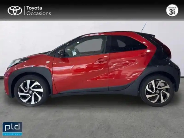 Toyota Aygo X 1.0 vvt-i 72ch design my24 — photo 5