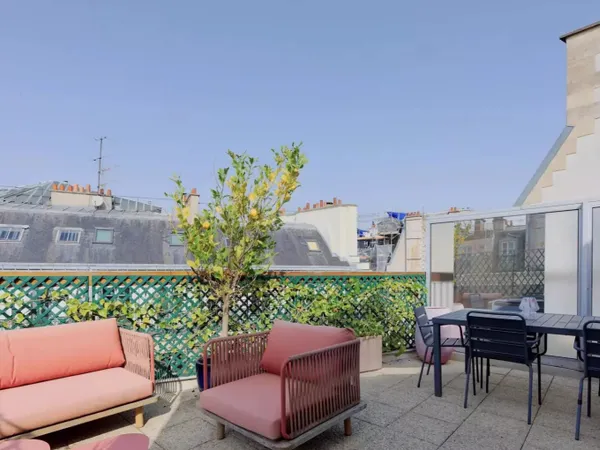DERNIER ETAGE TERRASSE. Paris 16EME MAIRIE