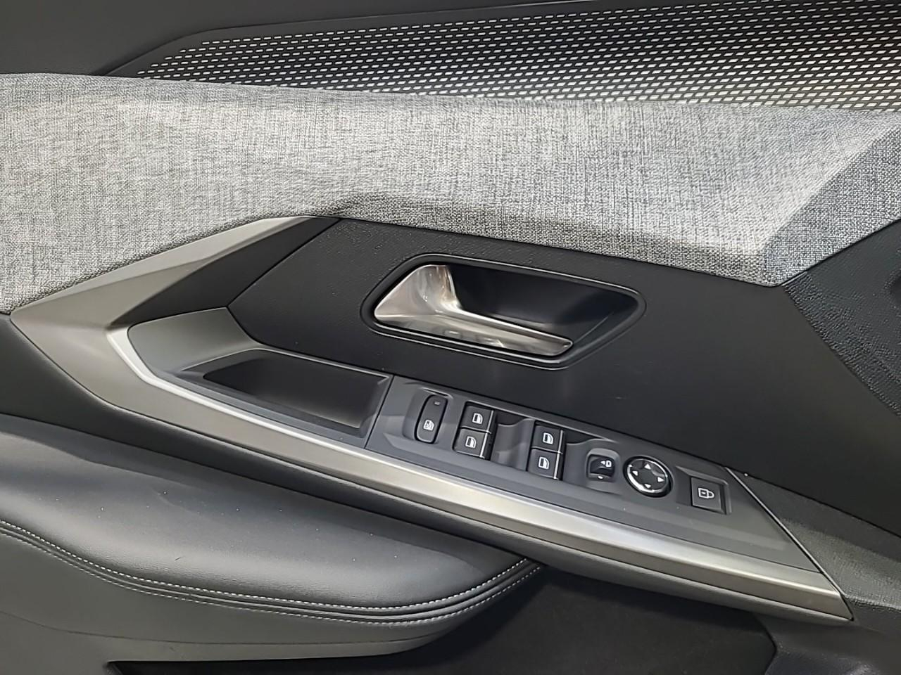 Peugeot 5008 hybrid 145 ch e-dcs6 gt — photo 25