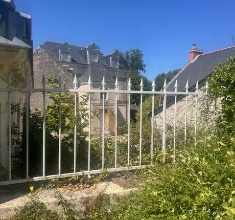 Maison 6 pièces 250 m²