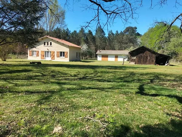 Maison 4 pièce(s) 106 m2
