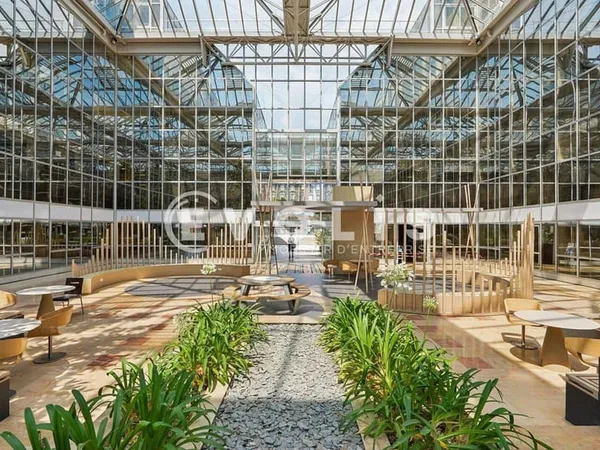 Bureaux 2493 m²