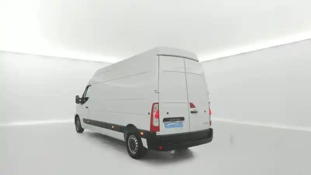 Renault Master fgn trac f3500 l3h3 blue dci 135 — photo 3