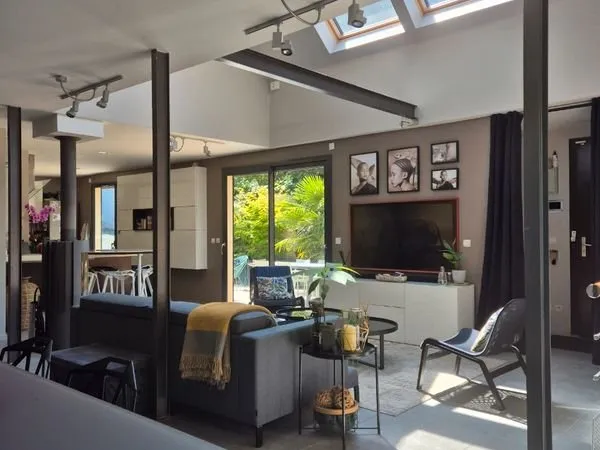 Maison contemporaine-esprit loft