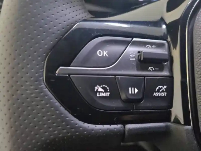 Peugeot 308 puretech 130ch s&amp;s eat8 — photo 30