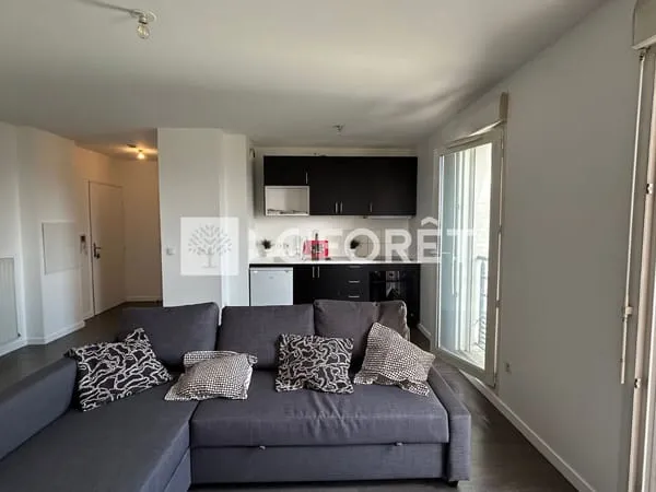 À LOUER - STUDIO MEUBLÉ DE 35 m² - RÉSIDENCE SÉCURISÉE