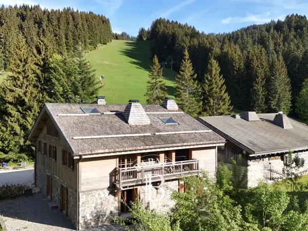 Les Gets - Chalet d'exception de 281 m² - 5 chambres en suite - À deux pas des pistes