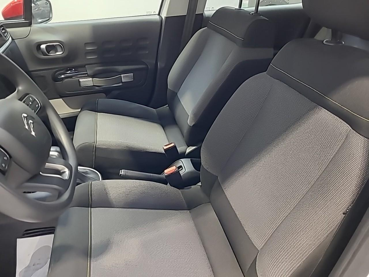 Citroën C3 puretech 110 s&s eat6 shine — photo 10