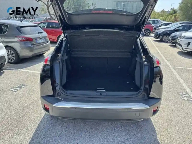 Peugeot 2008 electrique 136 ch — photo 6