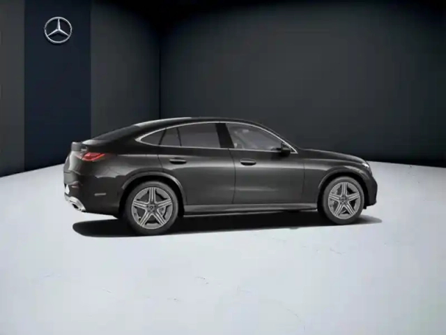 Mercedes Glc coupé 300 de 4matic amg li — photo 20