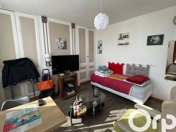 Immeuble de rapport 1 pièce 105 m²