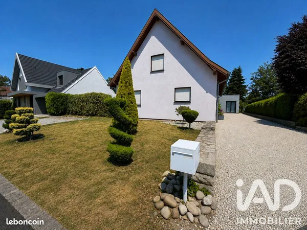 Propriété 5 pièces 140 m²