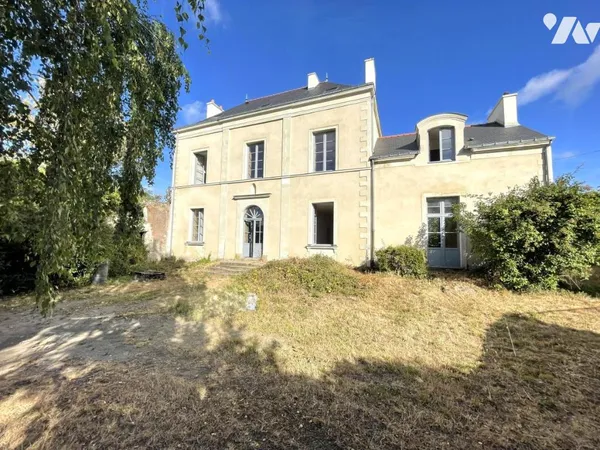 Maison 7 pièces 207 m²