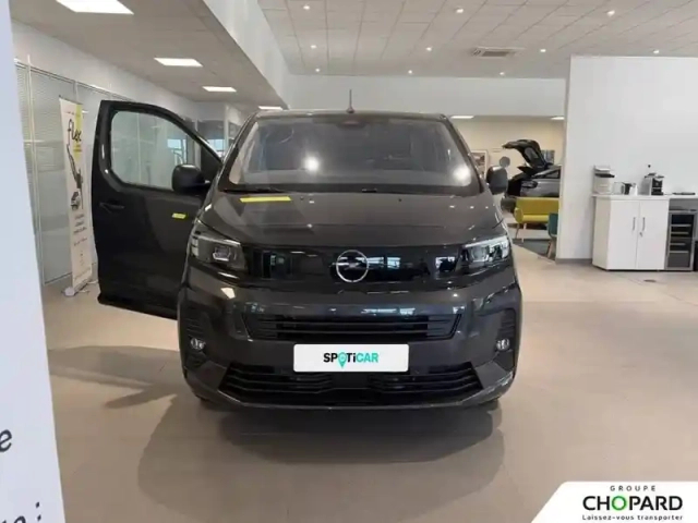 Opel Vivaro fgn sportive diesel 180 ch m automatique — photo 27