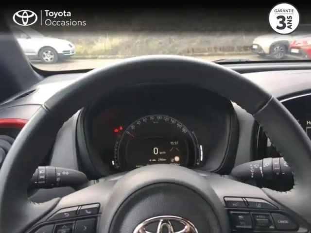 Toyota Aygo x 1.0 vvt-i 72ch design — photo 6