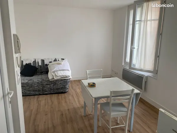 Loue T1 meublé