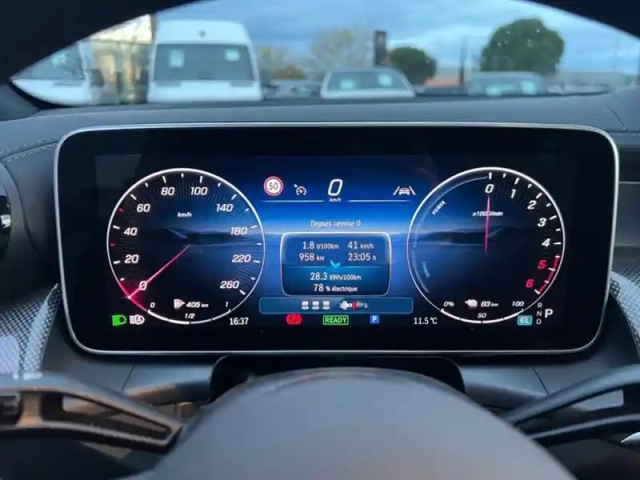 Mercedes Glc 300 de hybrid eq 4matic am — photo 26