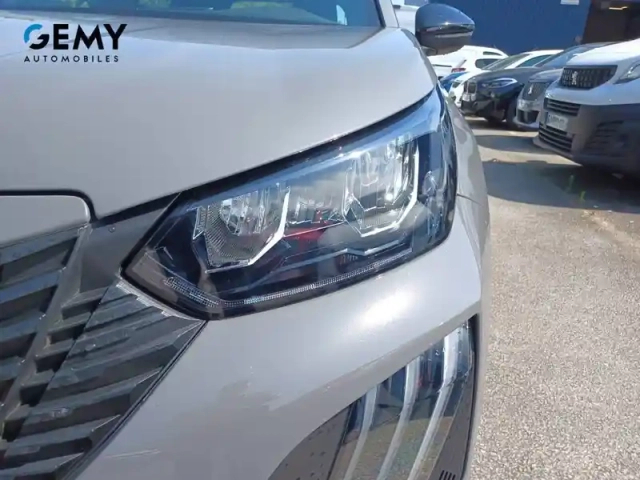 Peugeot 2008 puretech 100 s&amp;s bvm6 — photo 22