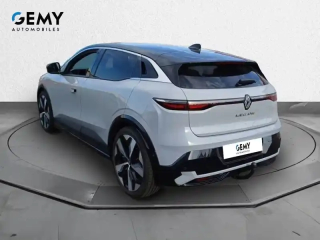 Renault Megane e-tech ev60 220 ch optimum charge — photo 7