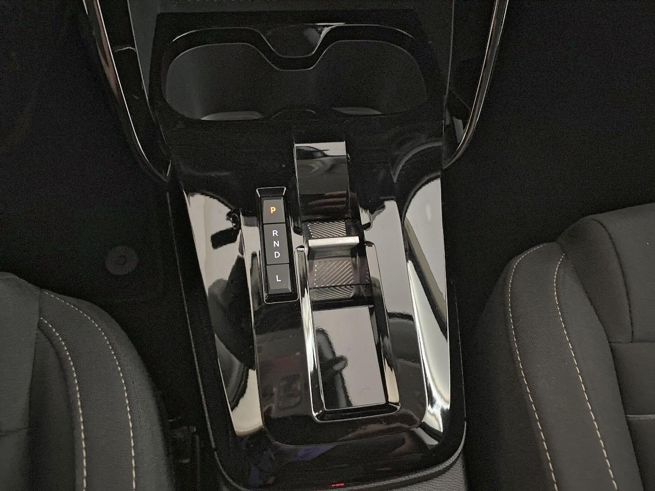 Citroën C3 Aircross hybride 145 ch aut plus — photo 17