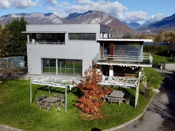 Bureaux 3 pièces 424 m²