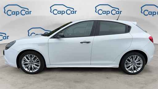 Alfa Romeo Giulietta 1.4 MultAir 170 BVA - Super Pack Veloce – 2018 – 81955 km – Essence – Boîte Automatique — photo 11