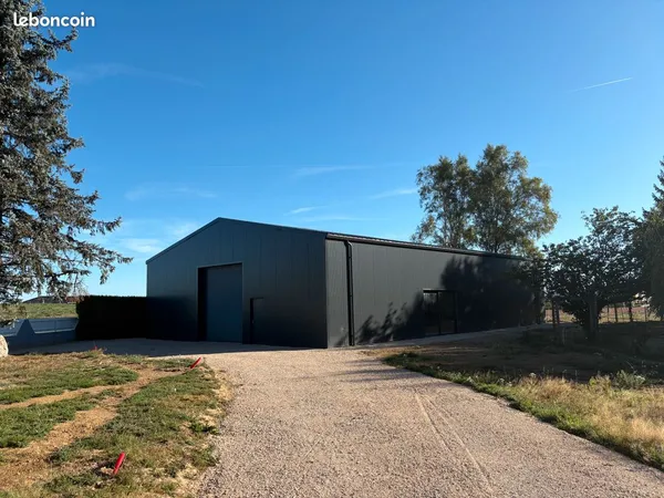 Location Hangar