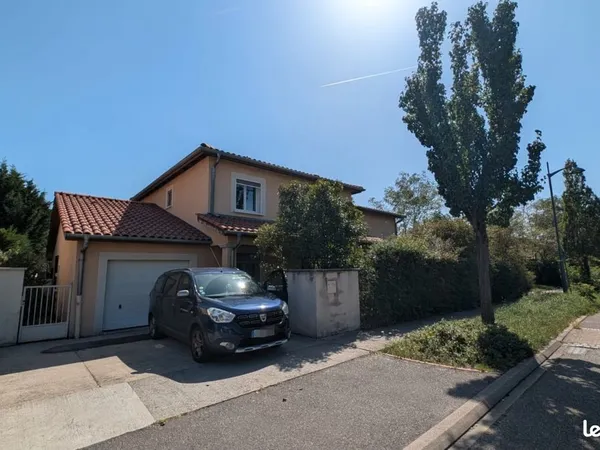 Maison 8 pièces 192 m²
