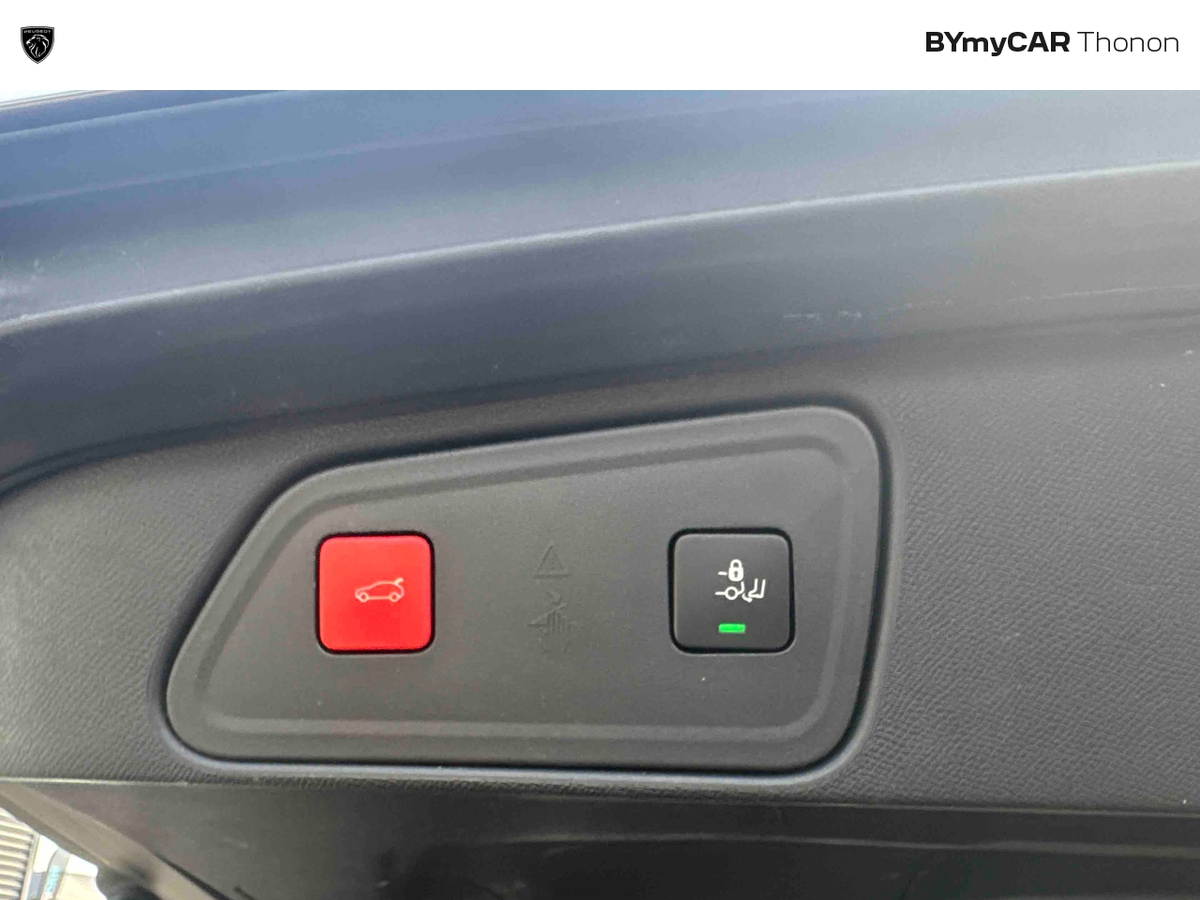 Peugeot 3008 BlueHDi 130ch S&amp;S EAT8 — photo 29
