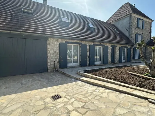 Maison 6 pièces 192 m²