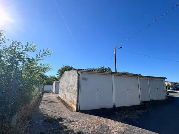 Garages/Box Briare