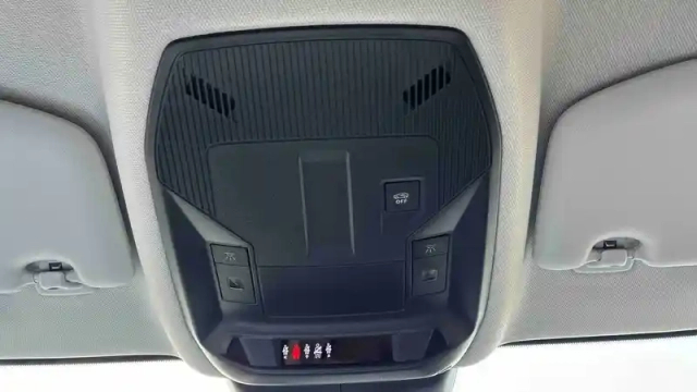 Peugeot 308 sw hybrid 145 e-dcs6 — photo 33
