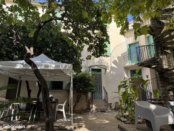 Maison 7 pièces 200 m²