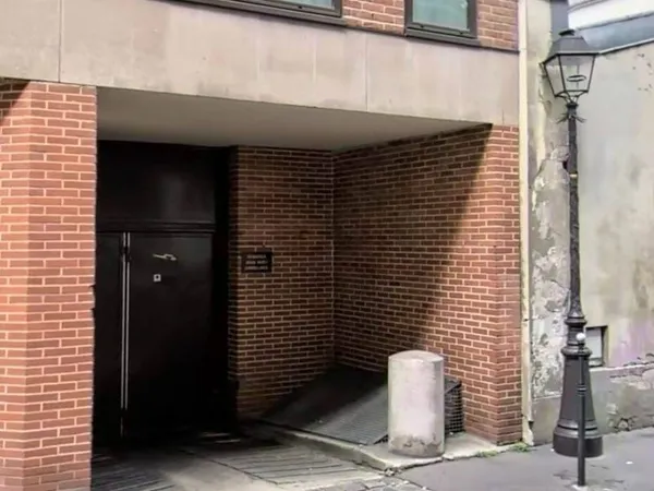 Parking 11 m²