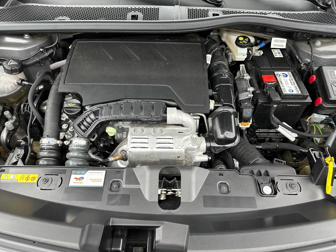 Peugeot 2008 100 s&s bvm6 allure — photo 13